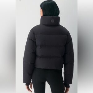 Aritzia Women’s Black Super Mini Puff Jacket Size XS NO Hood